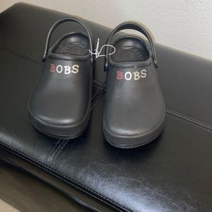 BOBS - Sketchers Clogs Size 8